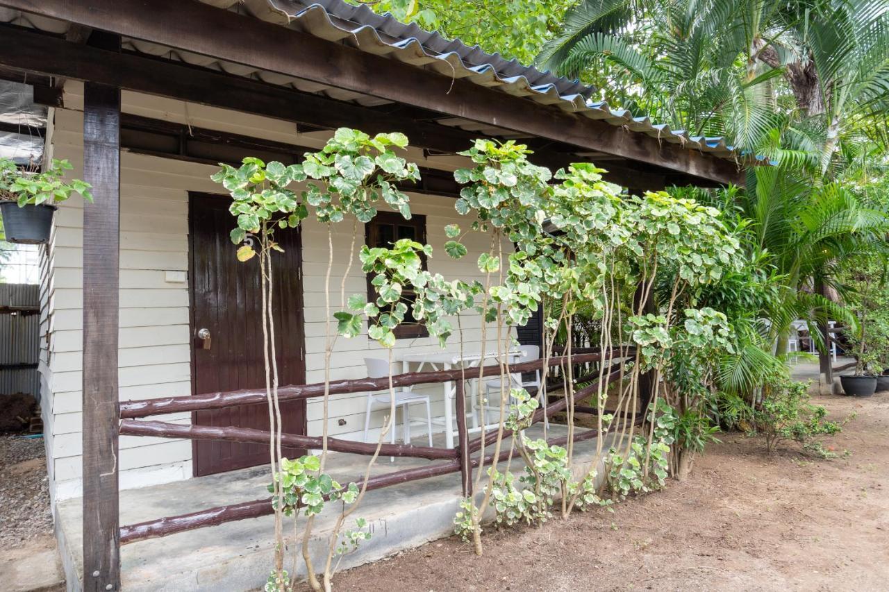 Breeze Bungalows Koh Lanta Ngoại thất bức ảnh